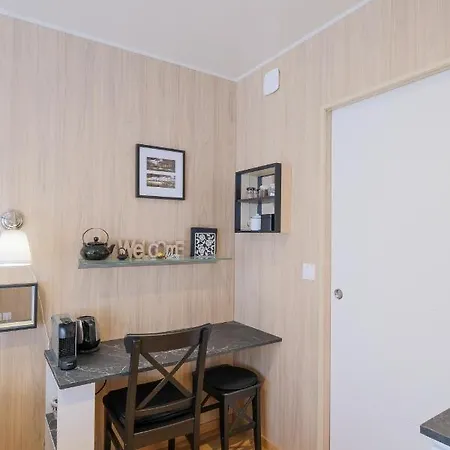 Holiday home Les D'alienor-suite Mimosa