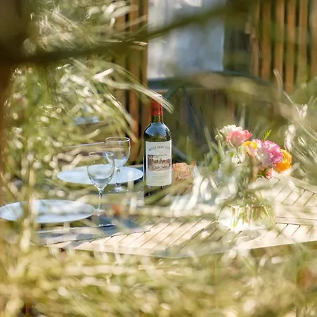 Les D'alienor-suite Mimosa Holiday home *